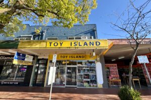 87 Main Street, Croydon  VIC  3136